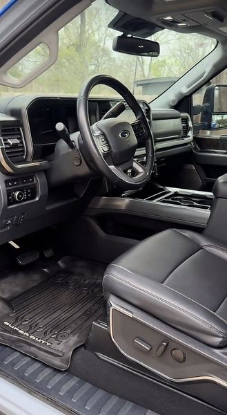 Ford Super Duty, Full Interior Detail by Signature Mobile Detailing