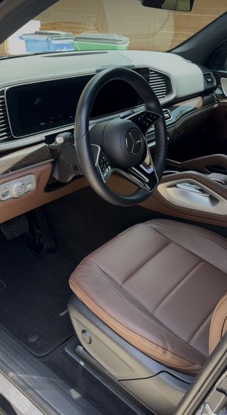 Mercedes GLE, Interior Deep Clean by Signature Mobile Detailing